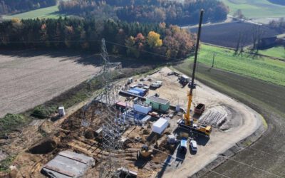 Meilenstein in Hebertsfelden: 60-Tonnen-Schaltanlage erfolgreich gesetzt